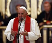 Papa ai sacerdoti, consacrati e seminaristi: siate poveri e perdonatori