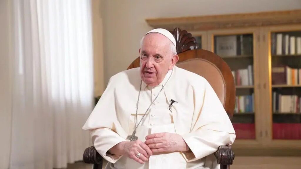 Il Papa disprezza i critici della Fiducia supplici: “Appartengono a piccoli gruppi ideologici”