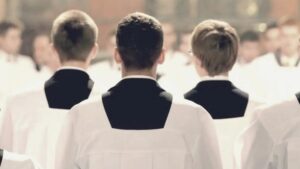 La Conferenza Episcopale Italiana ha cambiato le norme sull'accesso degli omosessuali ai seminari?